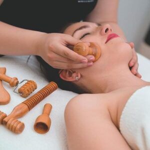 Maderoterapia Facial